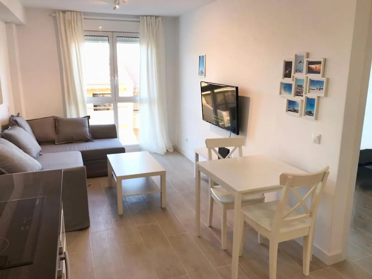 Surfers Nest El Medano Apartment